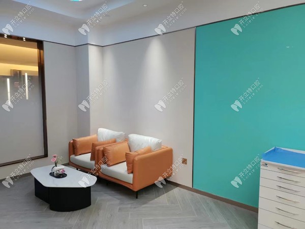 都江堰首嘉醫(yī)院口腔科