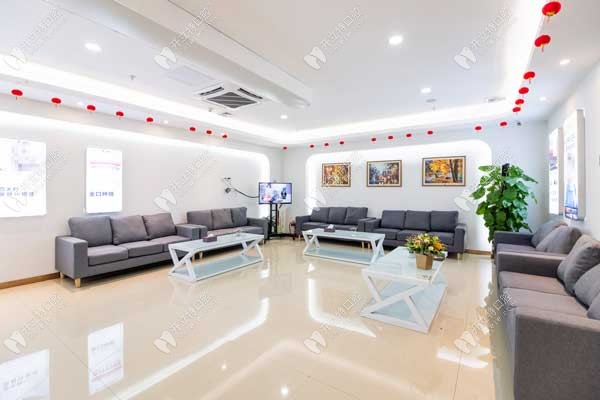佛山爱顿口腔门诊